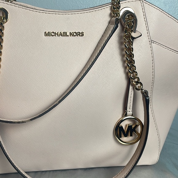 Michael Kors Blush Pink Purse - Picture 2 of 12